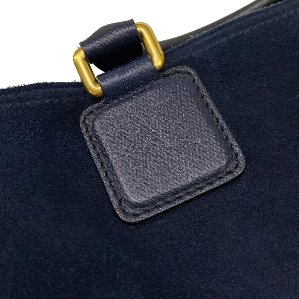 Loewe Amazona 36 Handbag 366.80.A22